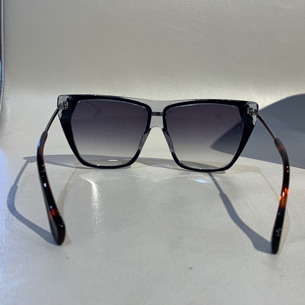 New Women’s Authentic Balenciaga Sunglasses - Picture 8 of 9